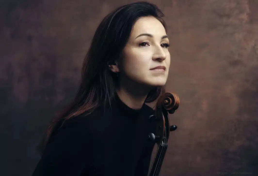 2024-hs-elvira-misbakhova-site-web